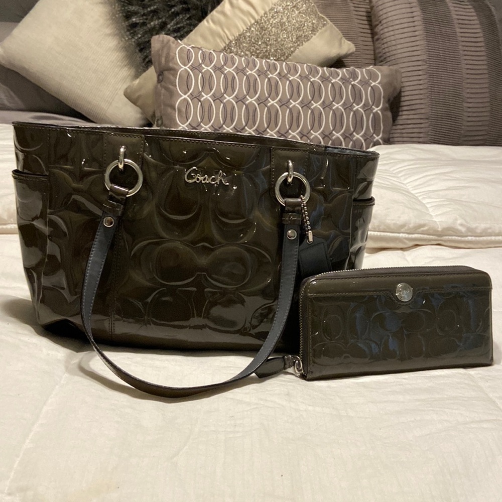 Authentic coach Patton leather dark gray includes matching wallet..